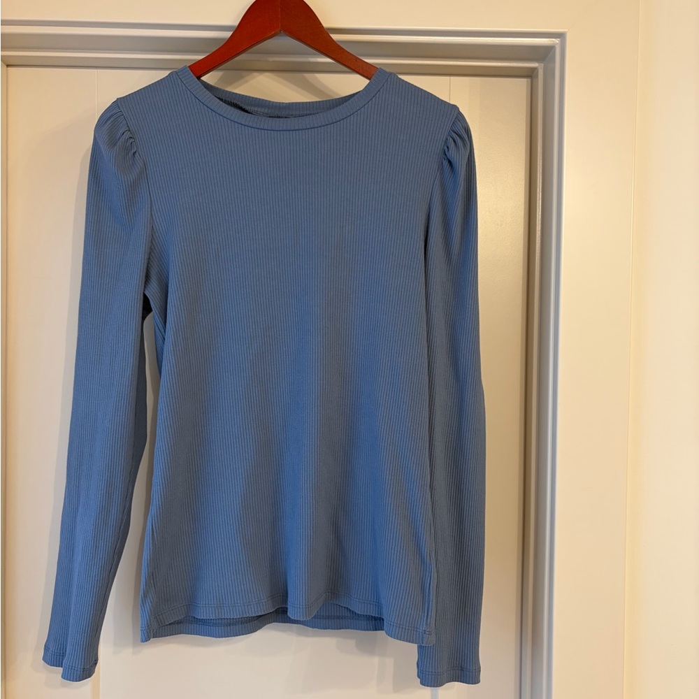 Gap Large Tall puff sleeve, back-cut-out, ribbed knit top